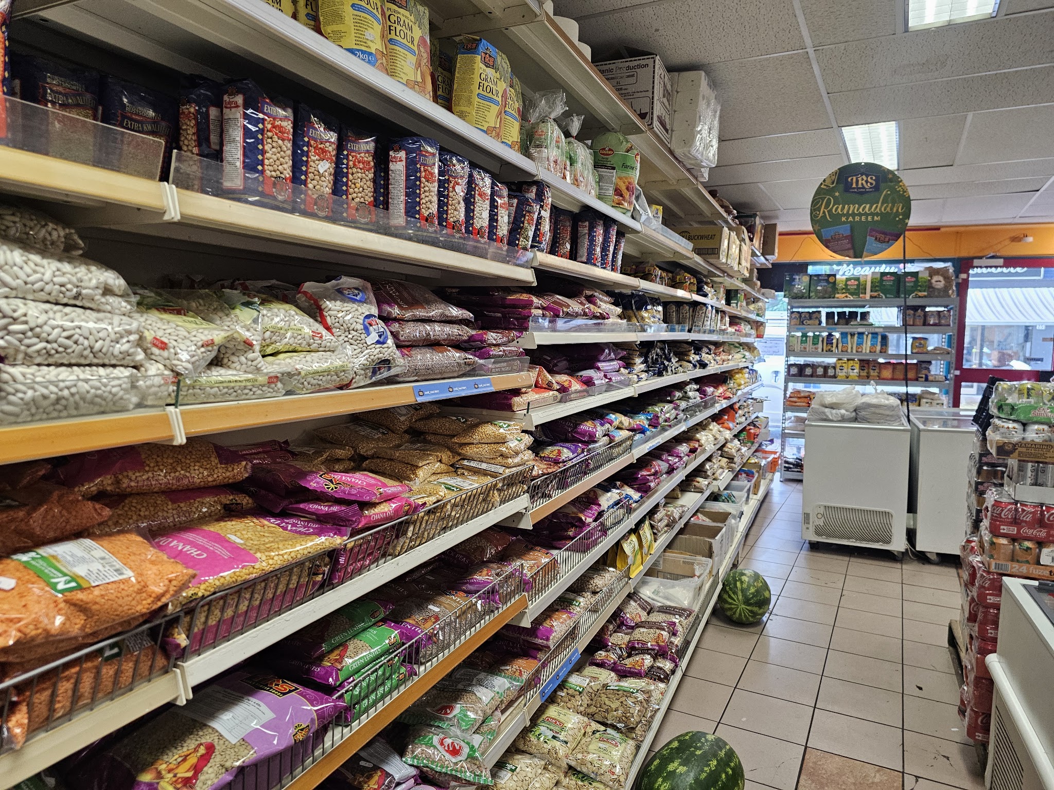 Schappen met rijst, peulvruchten en kruiden